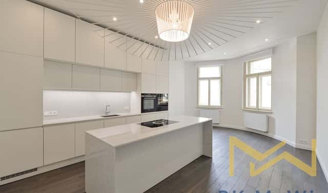 Pronájem bytu 4+kk 137 m², Laubova, Praha 3 – Vinohrady