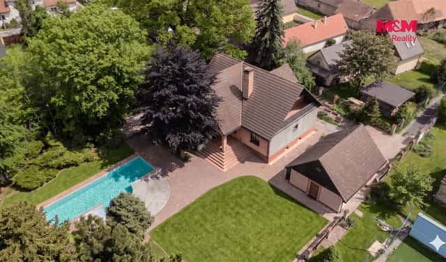Prodej domu 300 m² s pozemkem 4 182 m², Jankov – Jankovská Lhota, okres Benešov