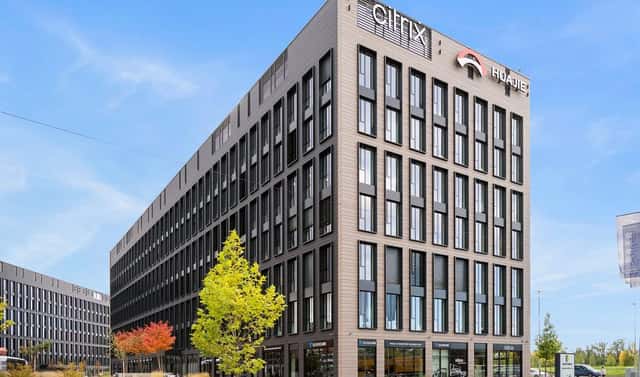 Pronájem kanceláře 337 m², Praha