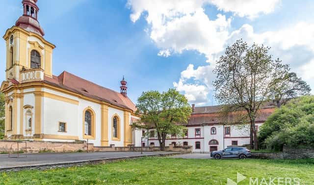 Prodej komerčního pozemku 7 700 m², Manětín – Rabštejn nad Střelou, okres Plzeň-sever