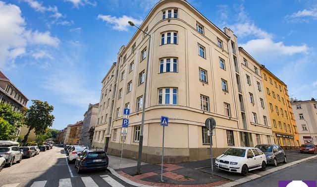 Pronájem bytu 2+kk 52 m², Františka Kadlece, Praha 8 – Libeň