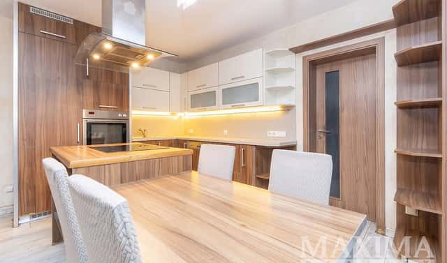 Prodej domu 215 m² s pozemkem 473 m², Křemelná, Křelov-Břuchotín – Křelov, okres Olomouc