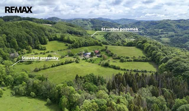 Prodej stavebního pozemku 285 345 m², Vsetín