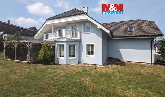 Prodej domu 200 m² s pozemkem 831 m², Vilová, Panenské Břežany, okres Praha-východ