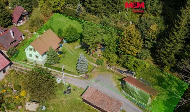 Prodej domu 160 m² s pozemkem 1 244 m², Valašská Senice, okres Vsetín