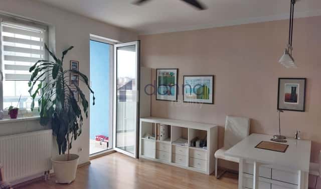 Pronájem bytu 1+kk 32 m², V dolině, Praha 10 – Michle