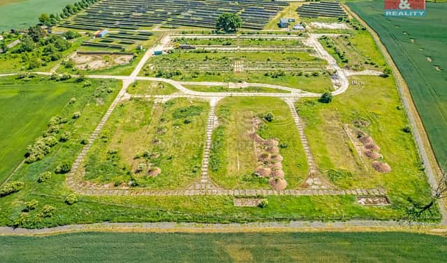 Prodej komerčního pozemku 1 740 m², Jevišovka, okres Břeclav