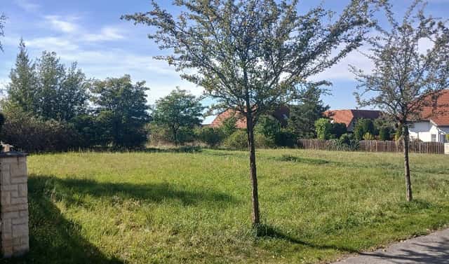 Prodej stavebního pozemku 755 m², Praha 9 – Újezd nad Lesy