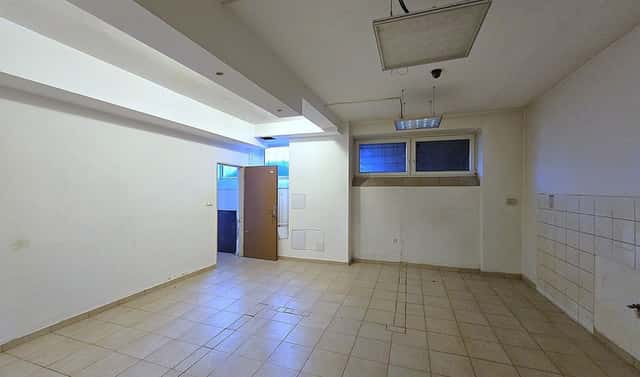 Pronájem obchodních prostor 39 m², Ing. Fr. Janečka, Týnec nad Sázavou, okres Benešov