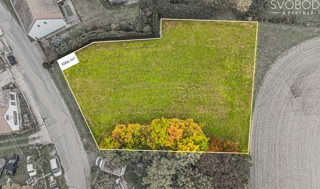 Prodej stavebního pozemku 1 006 m², Jankovice, okres Pardubice