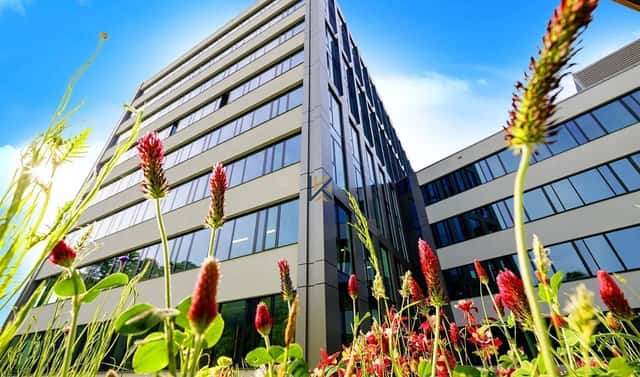 Pronájem kanceláře 500 m², Plzeňská, Praha 5 – Smíchov