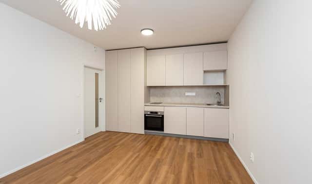 Prodej bytu 2+kk 43 m², Staropramenná, Praha 5 – Smíchov