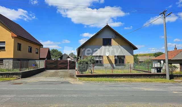 Prodej domu 310 m² s pozemkem 2 061 m², Kamenice – Řehořov, okres Jihlava