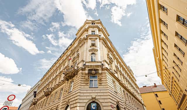 Pronájem kanceláře 110 m², Lazarská, Praha 1 – Nové Město