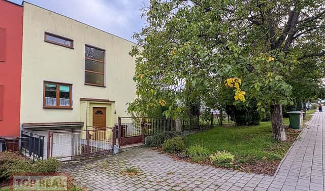 Prodej domu 209 m² s pozemkem 357 m², Na Lindovce, Kroměříž