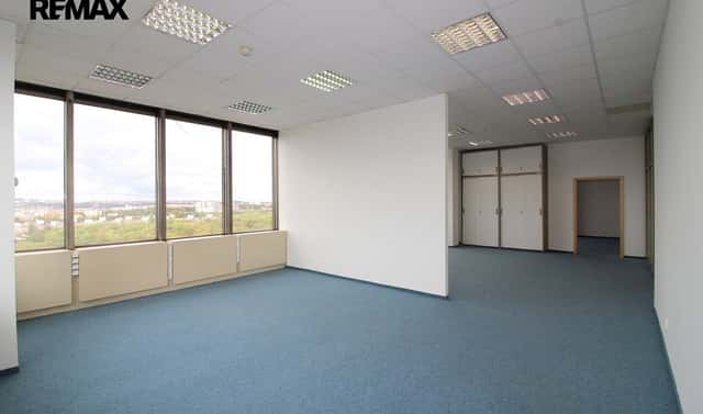 Pronájem kanceláře 99 m², Vinohradská, Praha 3 – Vinohrady