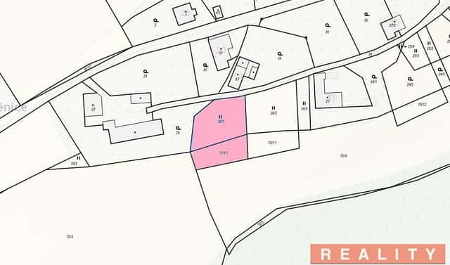 Prodej stavebního pozemku 1 061 m², Komárov – Kleštěnice, okres Beroun