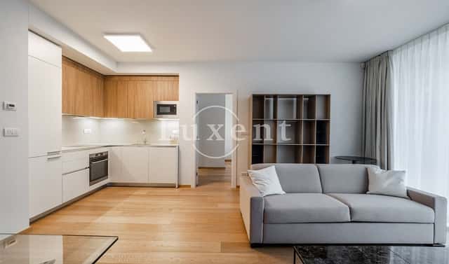 Pronájem bytu 2+kk 72 m², Holečkova, Praha 5 – Smíchov