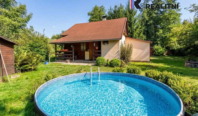 Prodej chaty/chalupy 105 m² s pozemkem 1 803 m², Dvorce, okres Jihlava