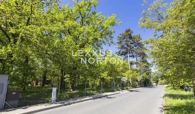 Prodej stavebního pozemku 1 282 m², Slunečná, Černošice, okres Praha-západ