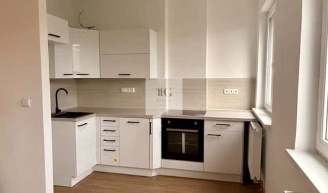 Prodej bytu 2+kk 44 m², Humpolecká, Praha 4 – Krč
