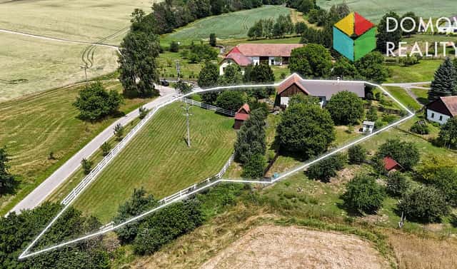 Prodej domu 124 m² s pozemkem 2 913 m², Maleč – Dolní Lhotka, okres Havlíčkův Brod