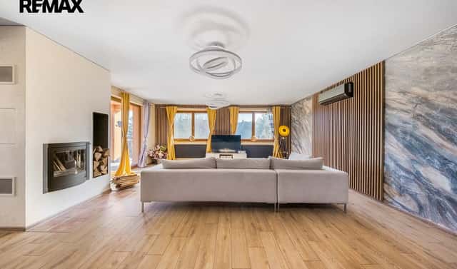 Prodej domu 250 m² s pozemkem 6 265 m², Buš, okres Praha-západ