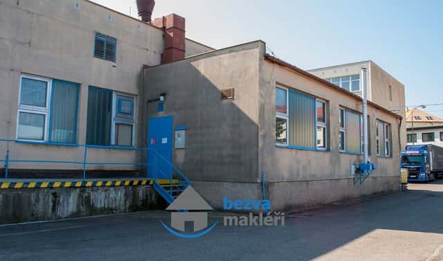Pronájem výrobních prostor 377 m², Husova, Skuteč, okres Chrudim