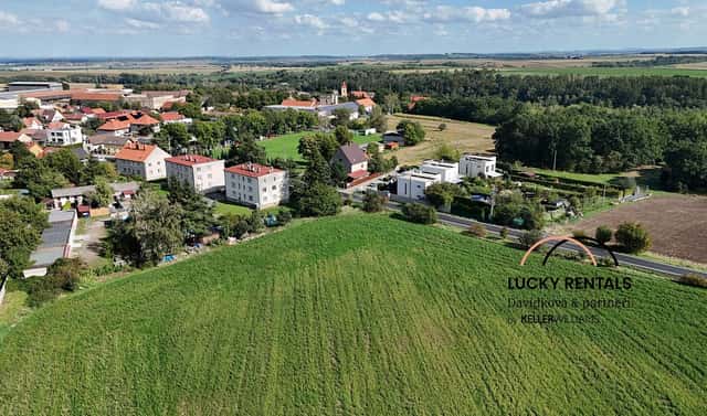 Prodej stavebního pozemku 7 383 m², Vyšehořovice, okres Praha-východ
