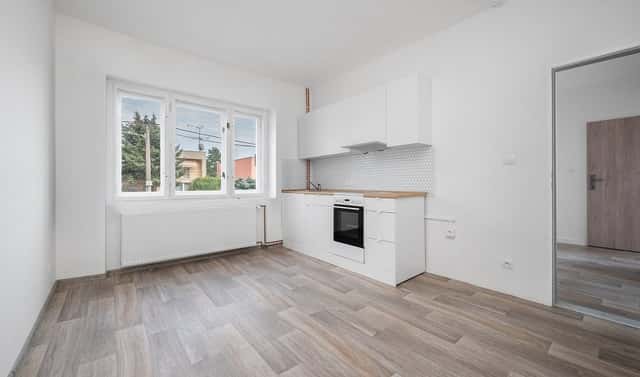 Prodej bytu 2+1 65 m², Tyršova, Šlapanice, okres Brno-venkov
