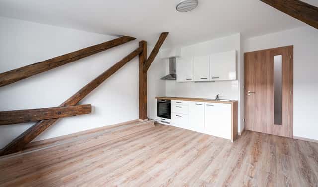 Pronájem bytu 1+kk 24 m², Skrétova, Plzeň – Jižní Předměstí, okres Plzeň-město