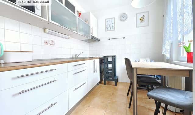 Pronájem bytu 1+1 42 m², Rumunská, Čelákovice, okres Praha-východ