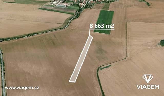 Prodej pole 752 m², Vinary, okres Hradec Králové