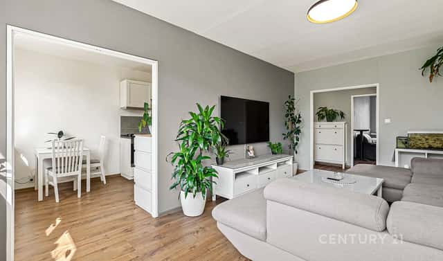 Prodej bytu 3+1 72 m², Litevská, Kladno – Kročehlavy
