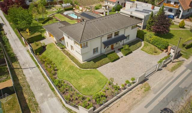 Prodej domu 376 m² s pozemkem 2 273 m², Syrovice, okres Brno-venkov