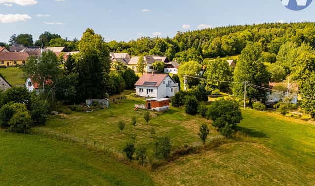 Prodej domu 139 m² s pozemkem 2 312 m², Nebahovy – Jelemek, okres Prachatice
