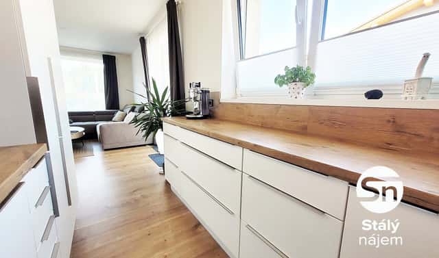Pronájem bytu 3+kk 78 m², Na Pastvinách, Svinaře, okres Beroun