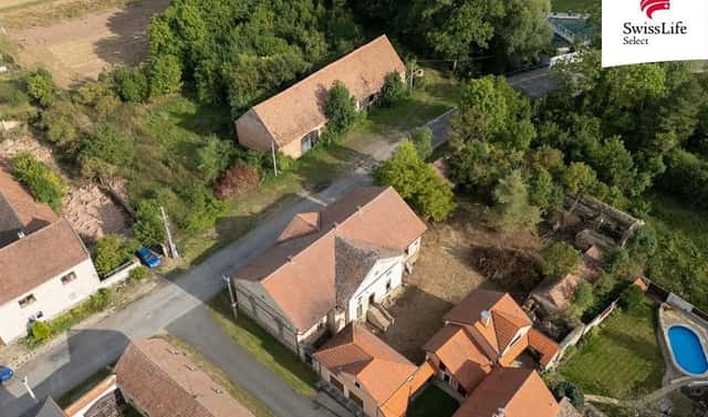 Prodej domu 620 m² s pozemkem 6 027 m², Klobuky – Čeradice, okres Kladno