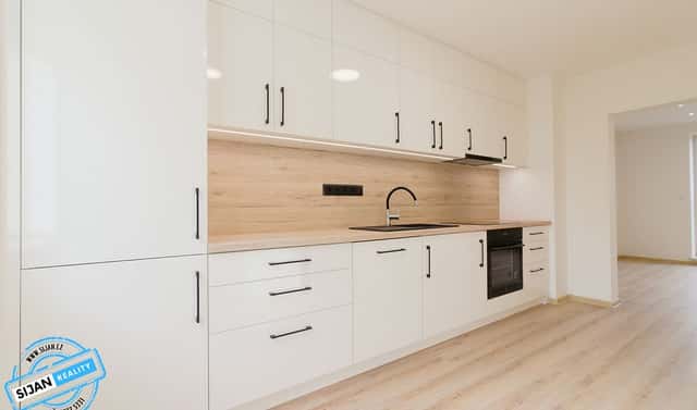Prodej domu 78 m² s pozemkem 130 m², Pod Lipami, Bruntál
