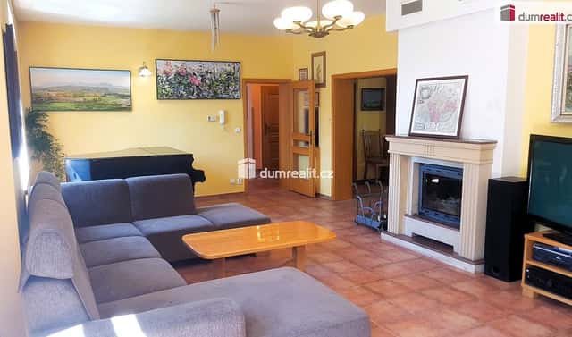 Prodej domu 303 m² s pozemkem 1 885 m², Plucárna, Hodonín