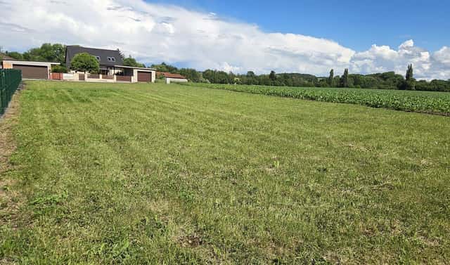Prodej stavebního pozemku 1 140 m², Klučov, okres Kolín