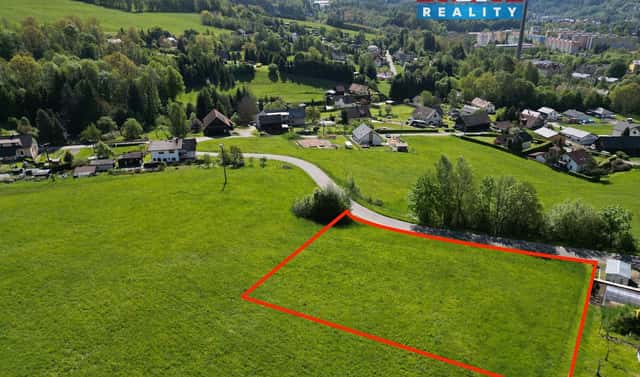 Prodej stavebního pozemku 2 013 m², Semily – Bítouchov