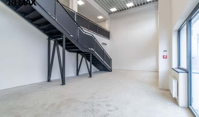 Pronájem obchodních prostor 289 m², Tuchoměřice, okres Praha-západ