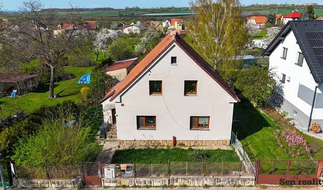 Prodej domu 140 m² s pozemkem 1 481 m², Kounice, okres Nymburk