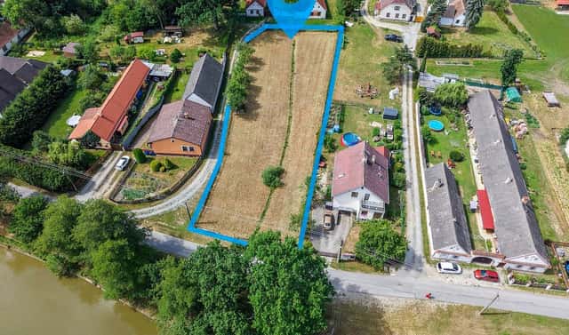 Prodej stavebního pozemku 2 063 m², Třeboň – Branná, okres Jindřichův Hradec