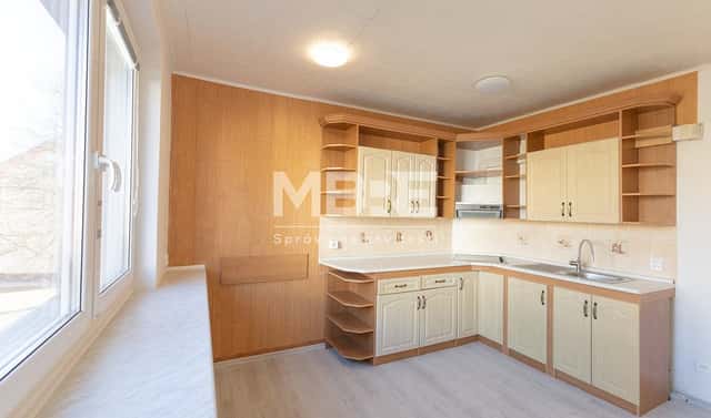 Pronájem bytu 2+1 58 m², Dlouhá, Břidličná, okres Bruntál
