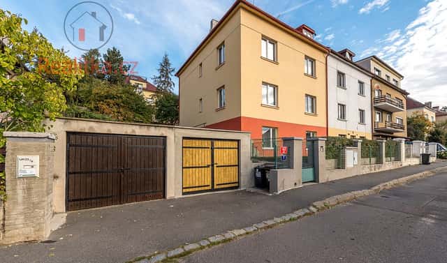 Prodej domu 300 m² s pozemkem 429 m², Pod vrstevnicí, Praha 4 – Krč
