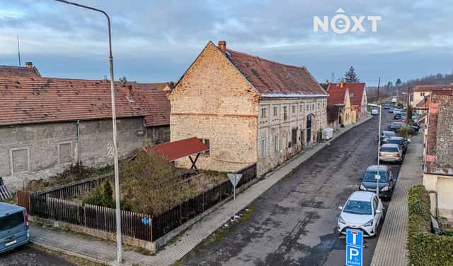 Prodej domu 200 m² s pozemkem 511 m², Staňkovice – Tvršice, okres Louny
