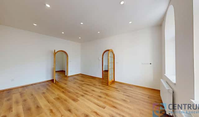 Pronájem bytu 2+1 80 m², Lesní, Jablonec nad Nisou