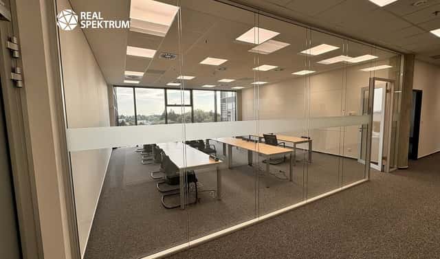 Pronájem kanceláře 887 m², Palachovo náměstí, Brno – Starý Lískovec, okres Brno-město
